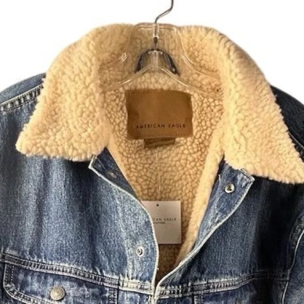 American Eagle Men's Sherpa Lined Denim Trucker Jacket Blue‎ Size M
